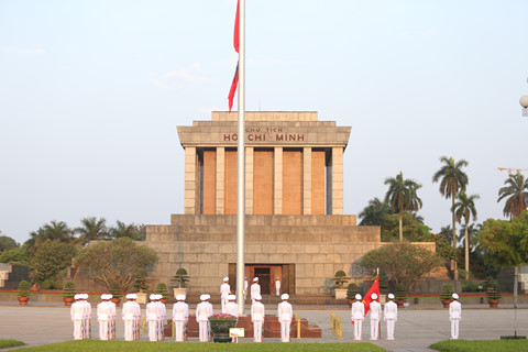 Lễ thượng cờ rủ Quốc tang nguyên Thủ tướng Phan Văn Khải tại quảng trường Ba Đình - ảnh 8