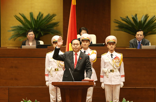 Chủ tịch nước Trần Đại Quang tuyên thệ nhậm chức. 