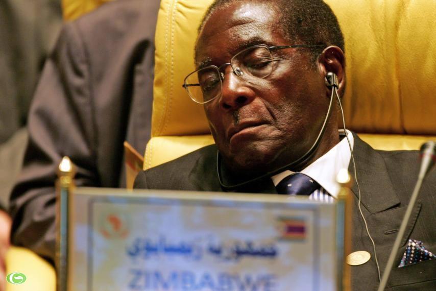  Tổng thống Zimbabwe cũng ngủ gật