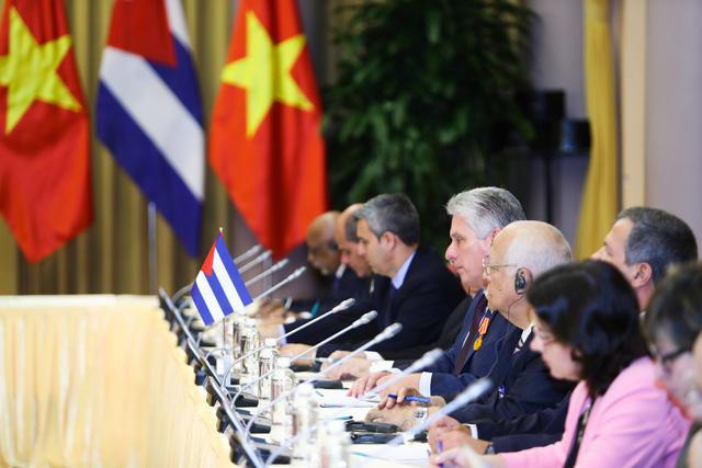 Lãnh đạo Cuba tại cuộc hội đàm với Tổng Bí thư, Chủ tịch nước Nguyễn Phú Trọng