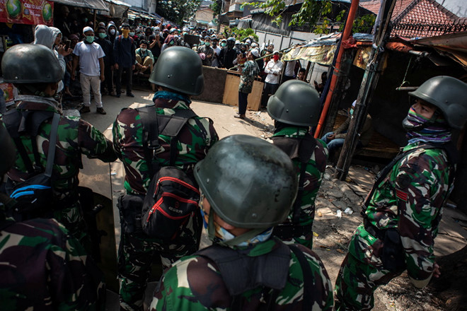Bạo động sau bầu cử Indonesia, 6 người chết, hơn 200 người bị thương - ảnh 1