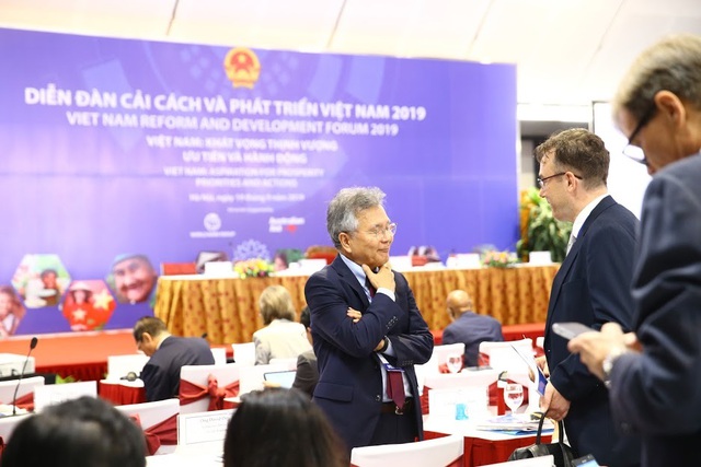 Việt Nam tăng trưởng vượt dự báo và lời gan ruột của giới chuyên gia - 3