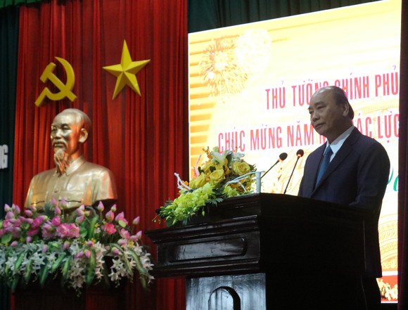 Thủ tướng Nguyễn Xuân Phúc: Đất nước đang chuyển mình mạnh mẽ ảnh 3
